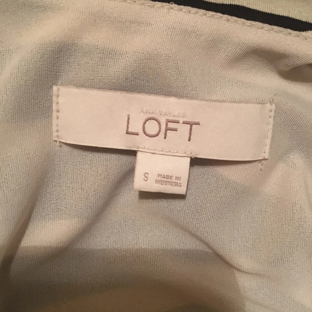 Loft dress - Picture 3 of 3